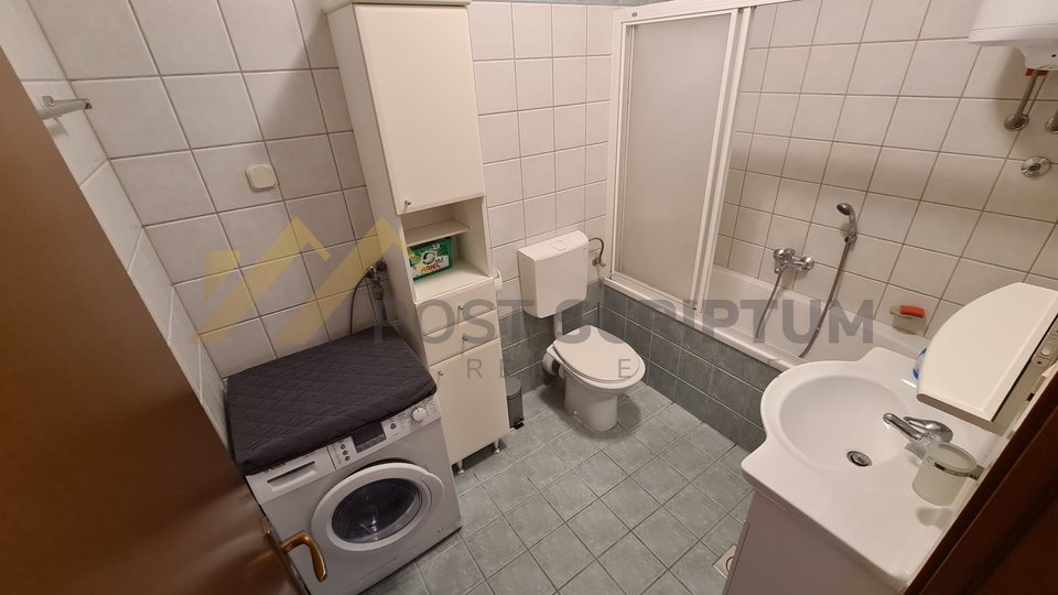 ŽNJAN, TWO BEDROOM APARTMENT WITH PARKING SPACE, LONG TERM