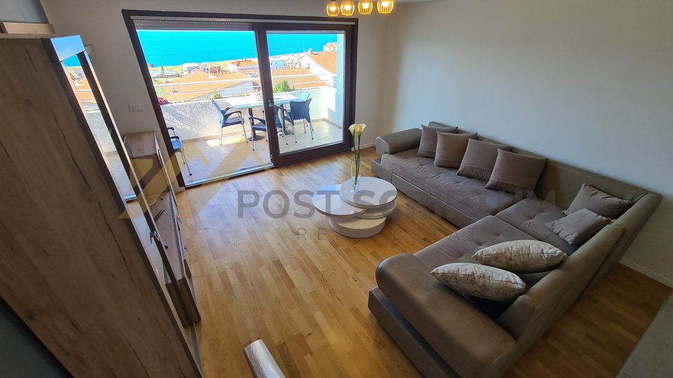 ZNJAN, TWO FLOOR APARTMENT WITH A BEAUTIFUL SEA VIEW