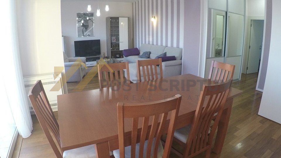 MEJE, MODERAN DVOSOBAN STAN S GARAŽOM