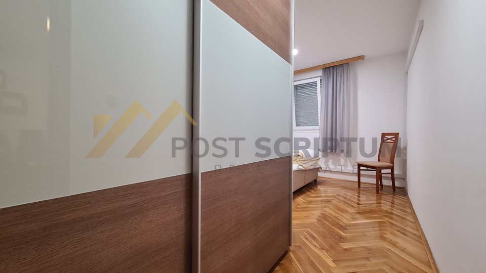 ŽNJAN, ONE BEDROOM APARTMENT WITH PARKING PLACE IN THE GARAGE, LONG TERM