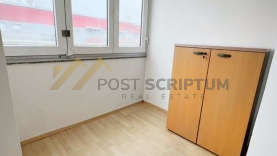 ZAGREB, VRBANI, ONE BEDROOM APARTMENT WITH OUTDOOR PARKING PLACE