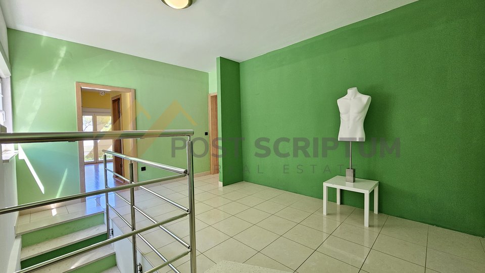 PODSTRANA, THREE BEDROOM WITH GARAGE, LONG TERM